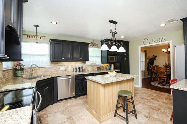 32102 Sandwedge Drive, Waller, TX 77484