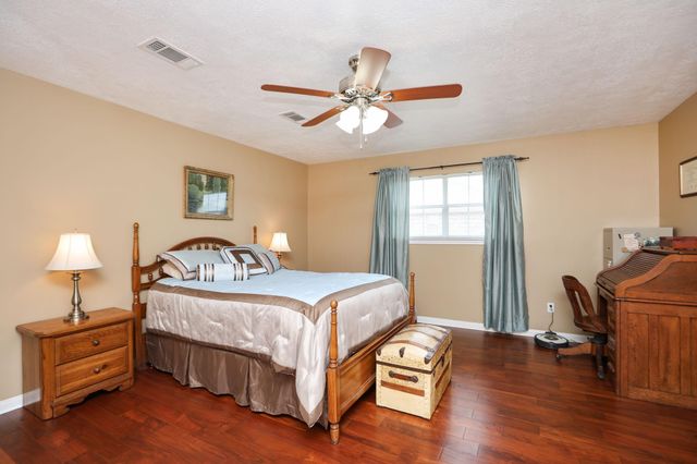 32102 Sandwedge Drive, Waller, TX 77484