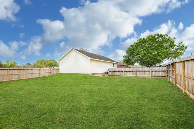 32102 Sandwedge Drive, Waller, TX 77484