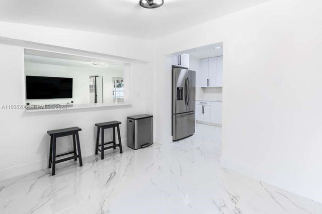 1220 N Andrews Avenue, Fort Lauderdale, FL 33311