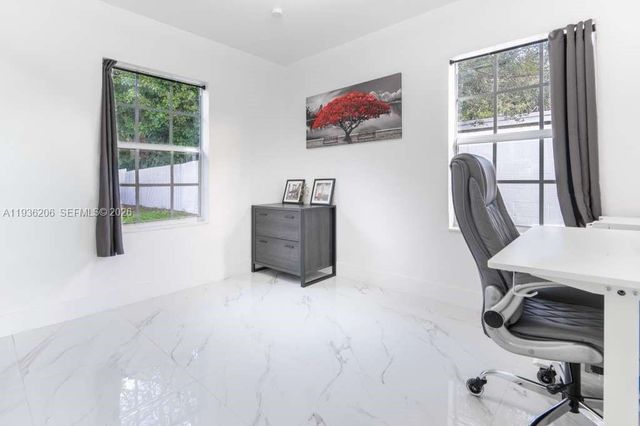 1220 N Andrews Avenue, Fort Lauderdale, FL 33311