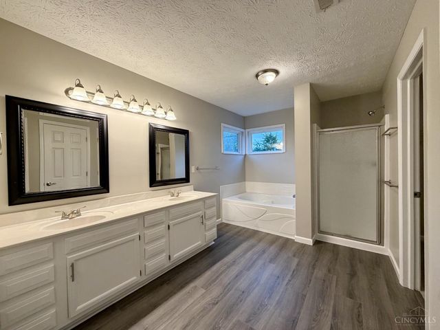 161 Arbor Glen Court, Hamilton Twp, OH 45039