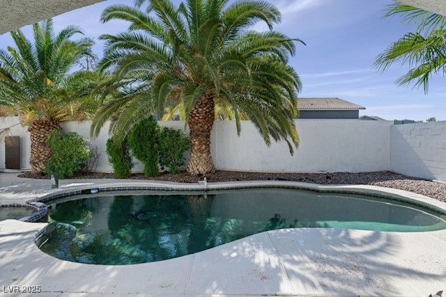 2829 Via Florentine Street, Henderson, NV 89074