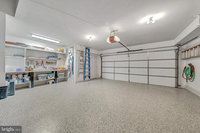 1916 LOGAN MANOR DR, Reston, VA 20190