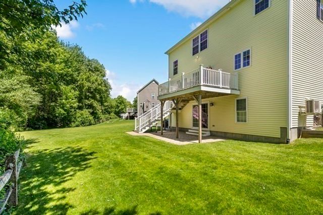 14 Evelyn Way, Seekonk, MA 02771