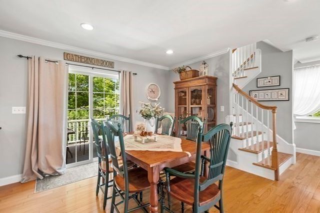 14 Evelyn Way, Seekonk, MA 02771