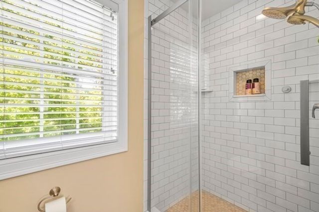 14 Evelyn Way, Seekonk, MA 02771