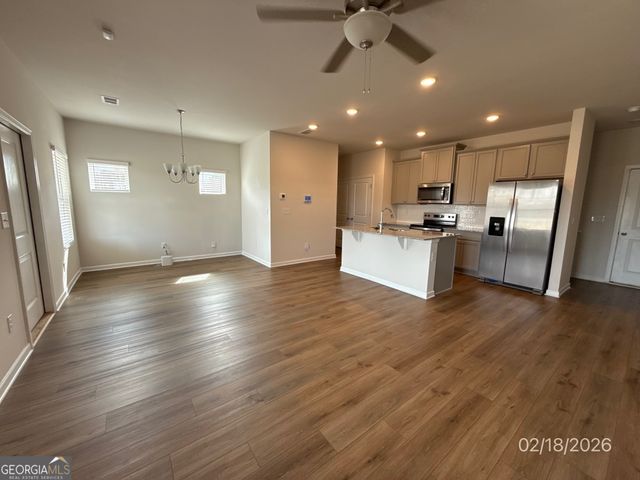 333 S Point Boulevard, Mcdonough, GA 30253