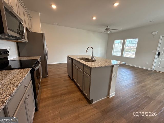 333 S Point Boulevard, Mcdonough, GA 30253