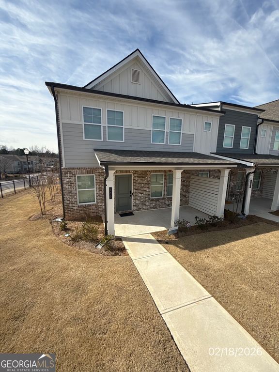 333 S Point Boulevard, Mcdonough, GA 30253