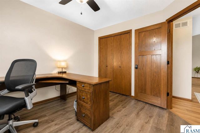 117 Pinehurst Drive, Mankato, MN 56001