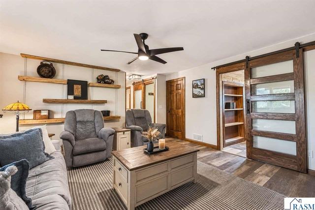 117 Pinehurst Drive, Mankato, MN 56001