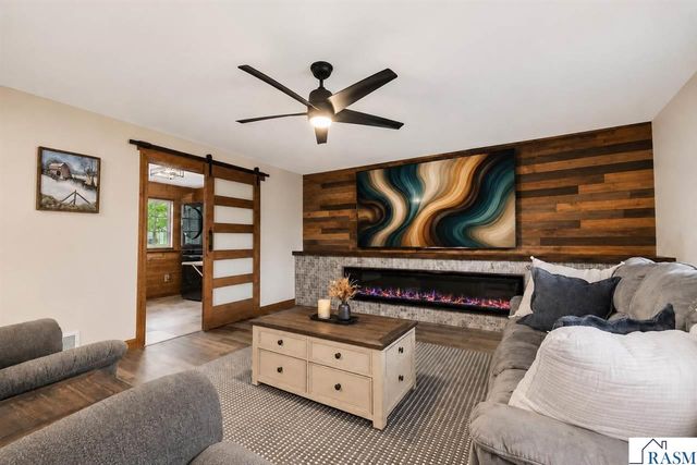 117 Pinehurst Drive, Mankato, MN 56001