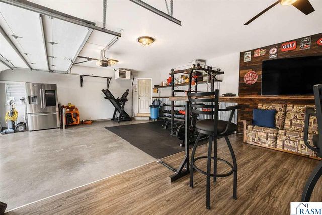 117 Pinehurst Drive, Mankato, MN 56001