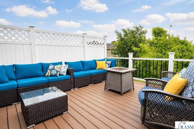 117 Pinehurst Drive, Mankato, MN 56001
