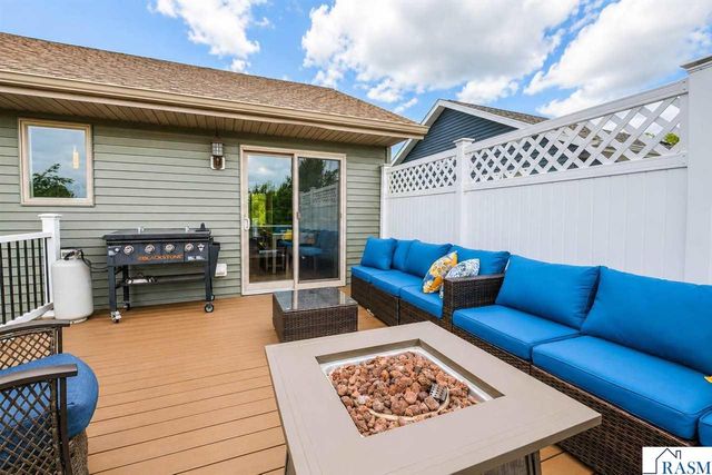 117 Pinehurst Drive, Mankato, MN 56001