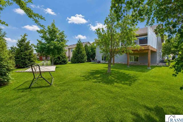 117 Pinehurst Drive, Mankato, MN 56001