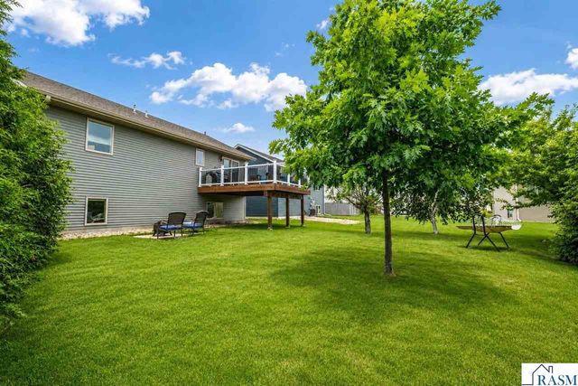 117 Pinehurst Drive, Mankato, MN 56001