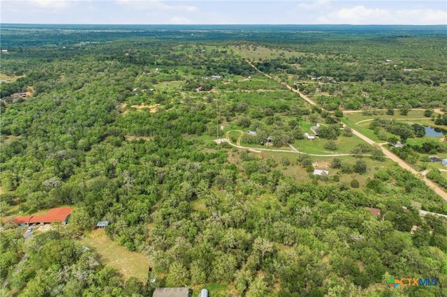 266 Catfish Lane, Lockhart, TX 78644