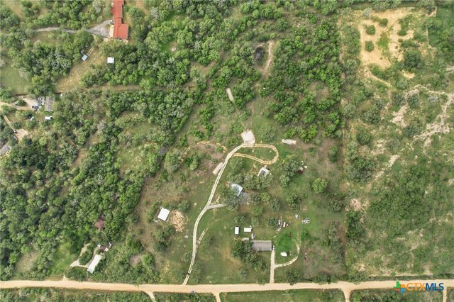 266 Catfish Lane, Lockhart, TX 78644
