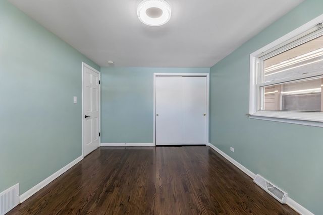 7745 Nashville Avenue, Burbank, IL 60459