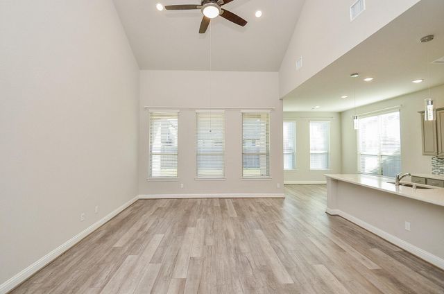 338 Summer Landing Court, Rosenberg, TX 77469