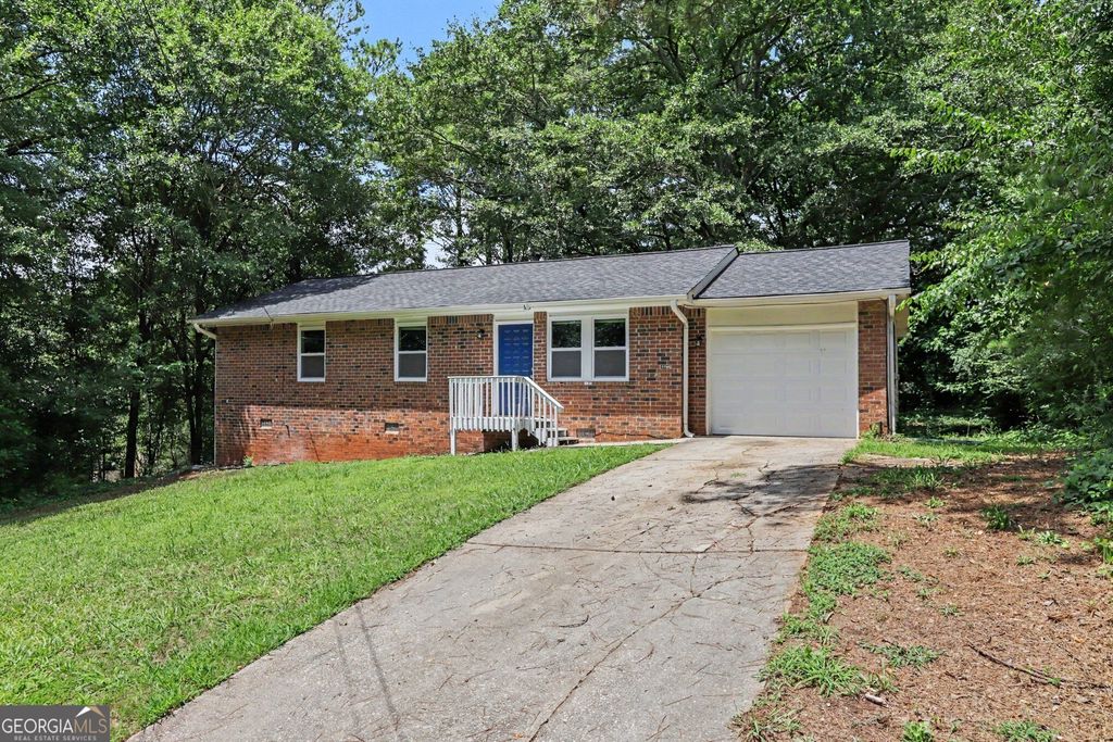 2541 Kelly Lake Drive, Decatur, GA 30032