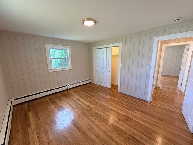 103 Brook St, Clinton, MA 01510