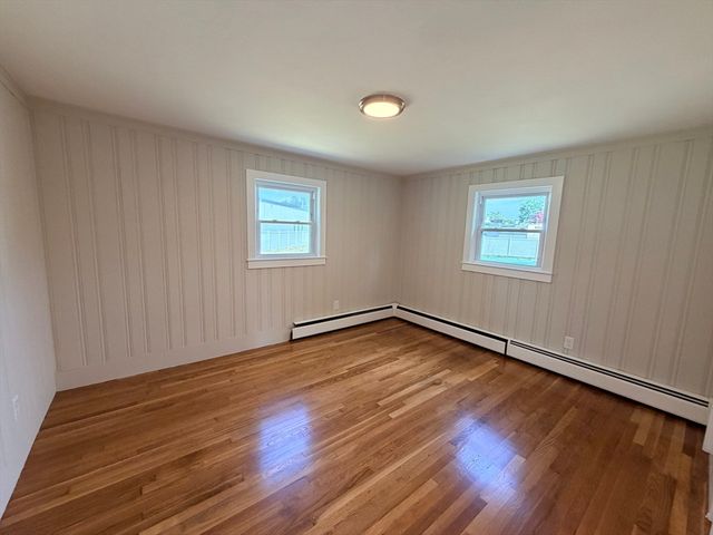 103 Brook St, Clinton, MA 01510