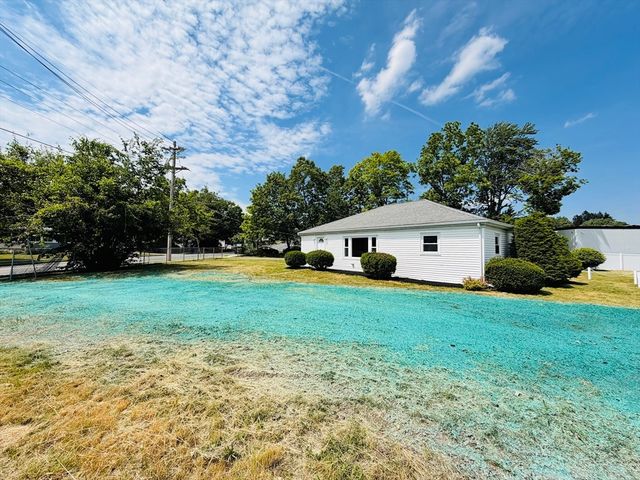 103 Brook St, Clinton, MA 01510