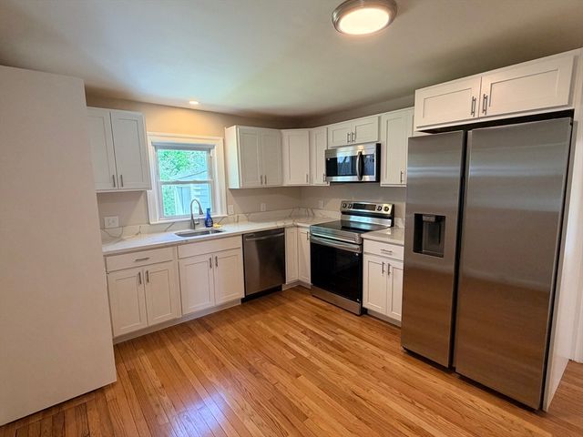 103 Brook St, Clinton, MA 01510