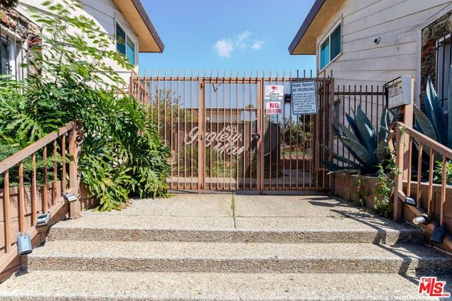 420 N Market Street 15, Inglewood, CA 90302