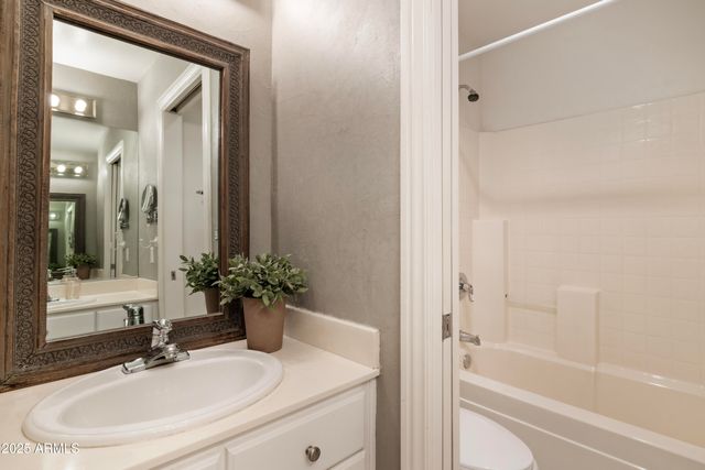 21722 N 61st Drive, Glendale, AZ 85308