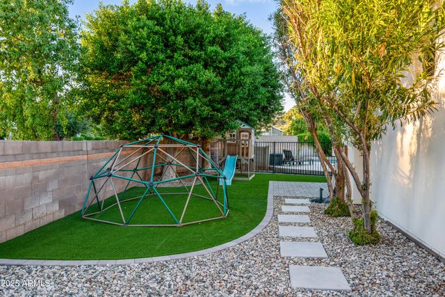 21722 N 61st Drive, Glendale, AZ 85308