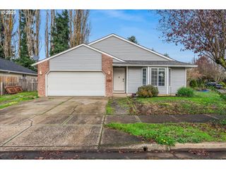 2367 DORSEY Dr, Hubbard, OR 97032