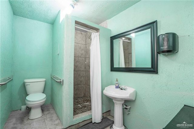 15 El Mesquite Lane, Rio Grande City, TX 78582