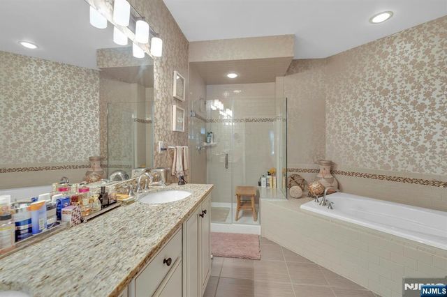 1107 Wickham Terrace 374, Clifton, NJ 07013