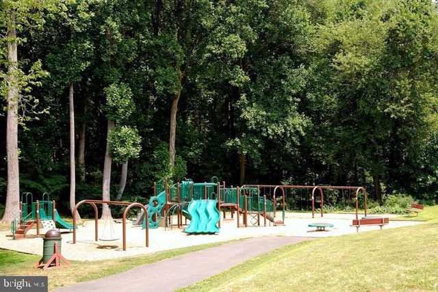 1347 MACBETH ST, Mclean, VA 22102