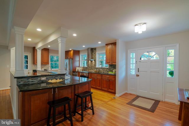 1347 MACBETH ST, Mclean, VA 22102