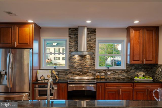 1347 MACBETH ST, Mclean, VA 22102