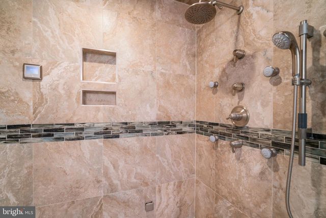 1347 MACBETH ST, Mclean, VA 22102