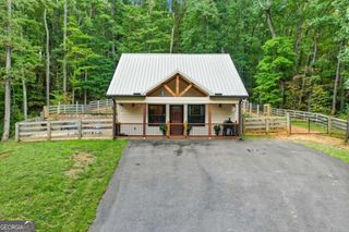 415 Woods Road, Talking Rock, GA 30175