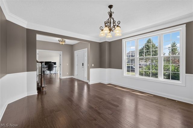 22334 Pinnacle Point, Strongsville, OH 44149