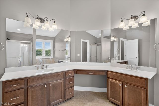 22334 Pinnacle Point, Strongsville, OH 44149