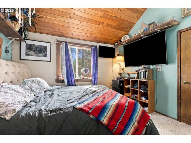 6596 RIVER Rd S, Salem, OR 97306