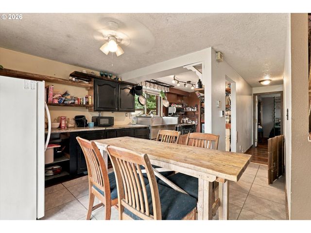 6596 RIVER Rd S, Salem, OR 97306