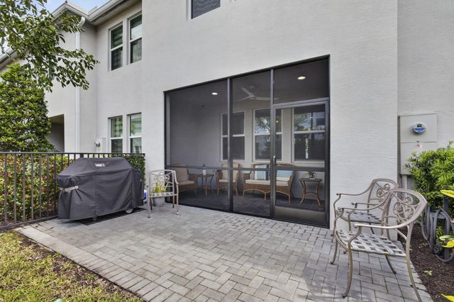 16481 Millenium Court, Westlake, FL 33470