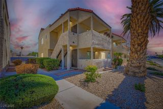 5060 Newport Cove Drive C, Las Vegas, NV 89119