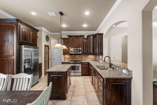 500 Dogwood South Lane, Haughton, LA 71037