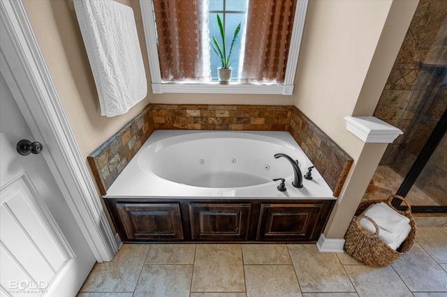 500 Dogwood South Lane, Haughton, LA 71037